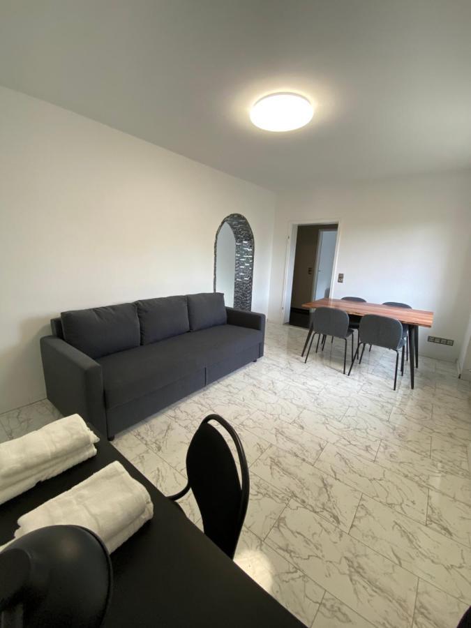 Appartamento 4 Zw M. Blick V. Balkon Auf Lech Augusta Esterno foto
